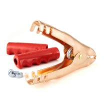 52 Heavy Duty Battery Terminal Clamp, 800A, Red, Rotated View