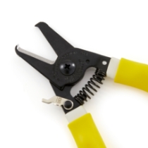 ACT MG-1300 Cable Tie, Zip Tie Removal Tool _Close Up View