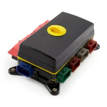 Eaton's Bussmann Series 32S-300-0 ssDVEC Power Distribution Module, Cover on